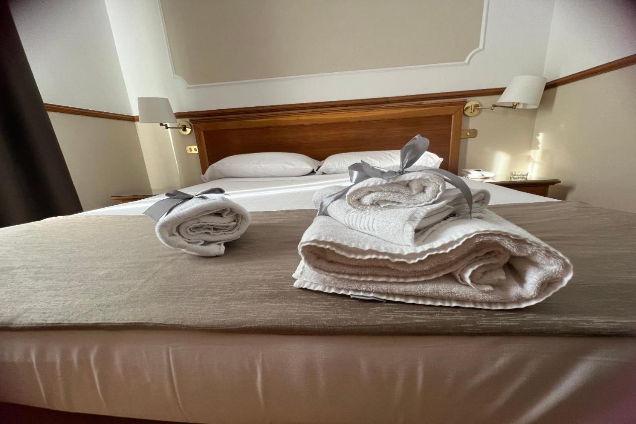 Hotel Leopardi Napoli Eksteriør billede