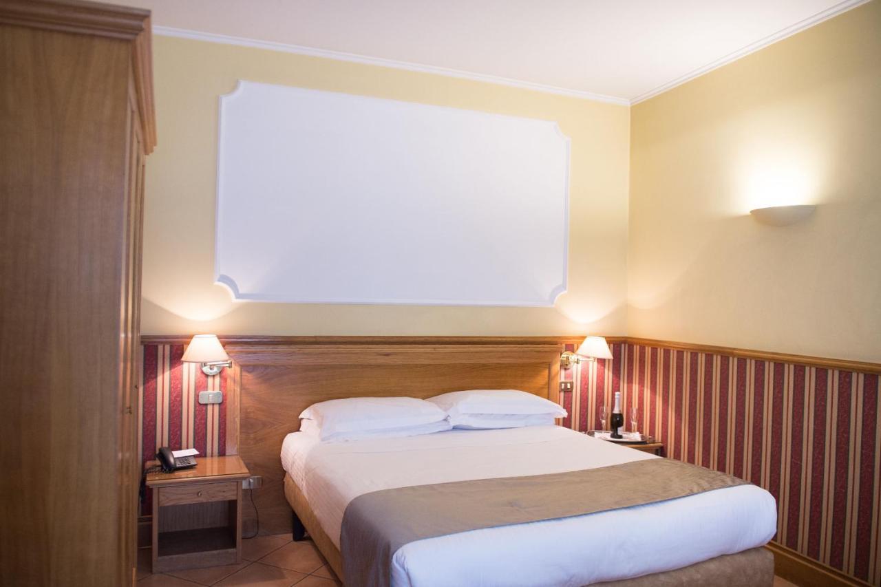 Hotel Leopardi Napoli Eksteriør billede